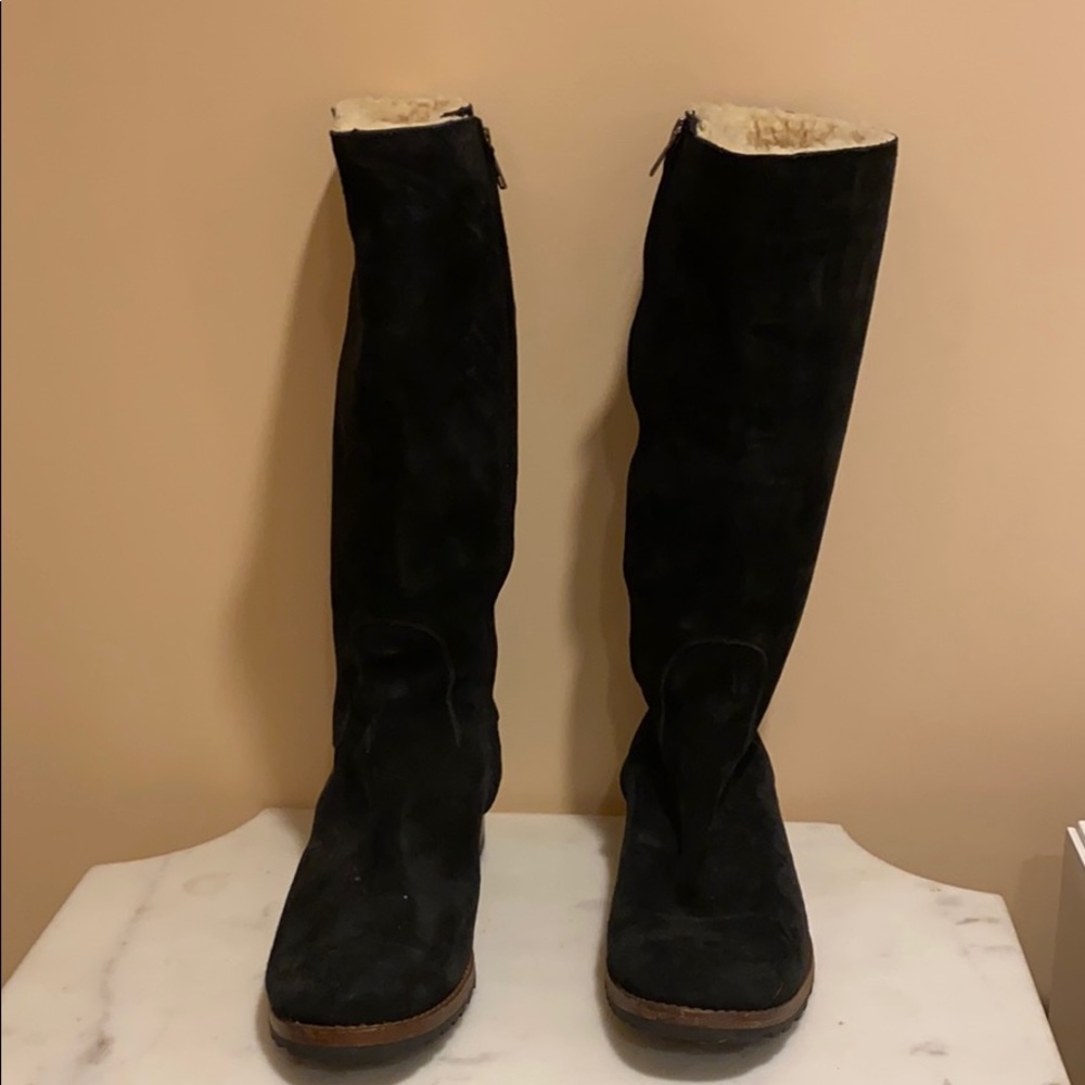 UGG tall black suede sheepskin lined boots